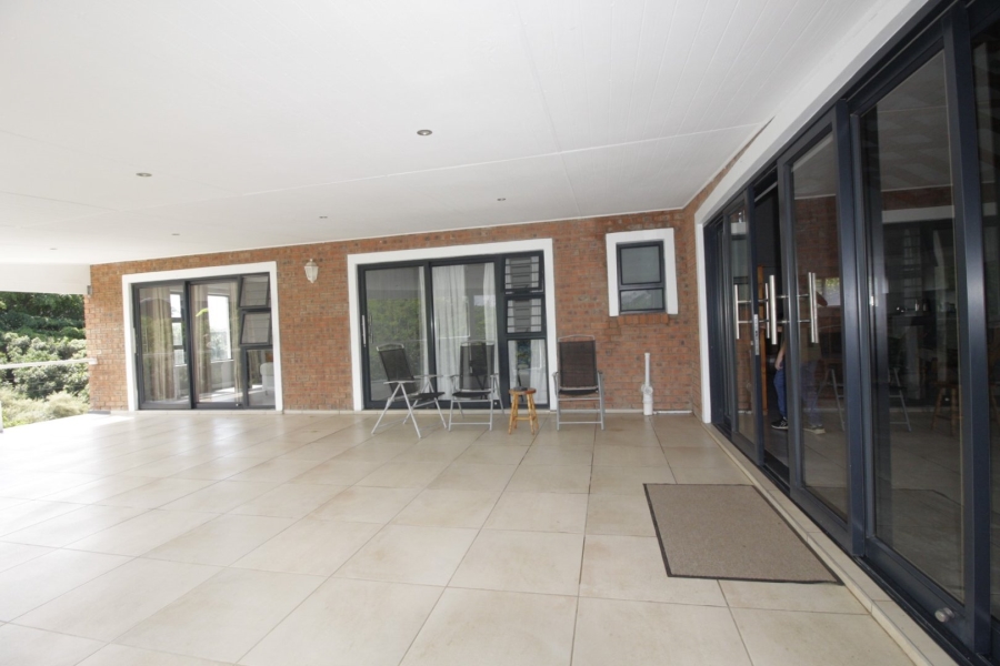5 Bedroom Property for Sale in Noorsekloof Eastern Cape